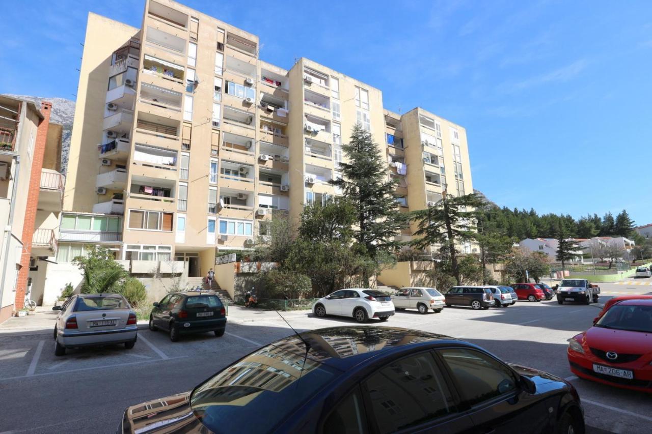 Mali Apartman U Centru ماكارسكا المظهر الخارجي الصورة
